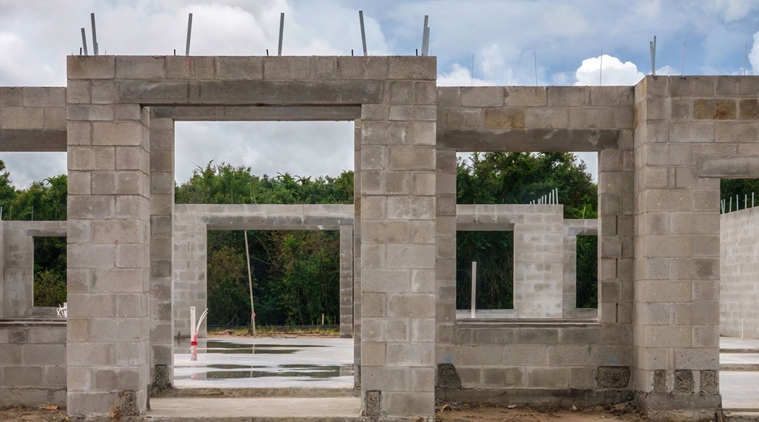 Dindas Australia - EWP Specialists - Concrete Brick House Example 1080px